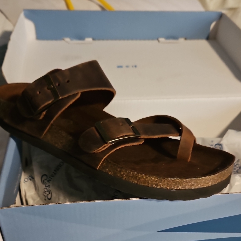 Stylish Mountain sole Leather Brown Double Strap Sandals Size 6
